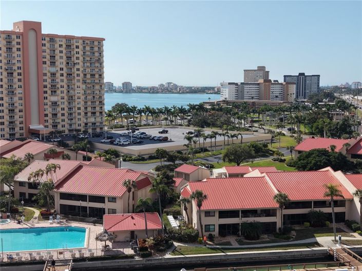 Image No.41-2 Bed Property for sale