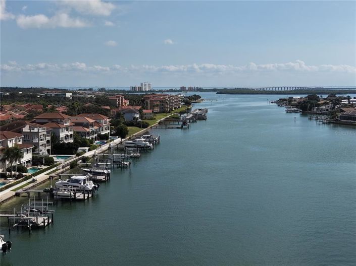 Image No.43-2 Bed Property for sale