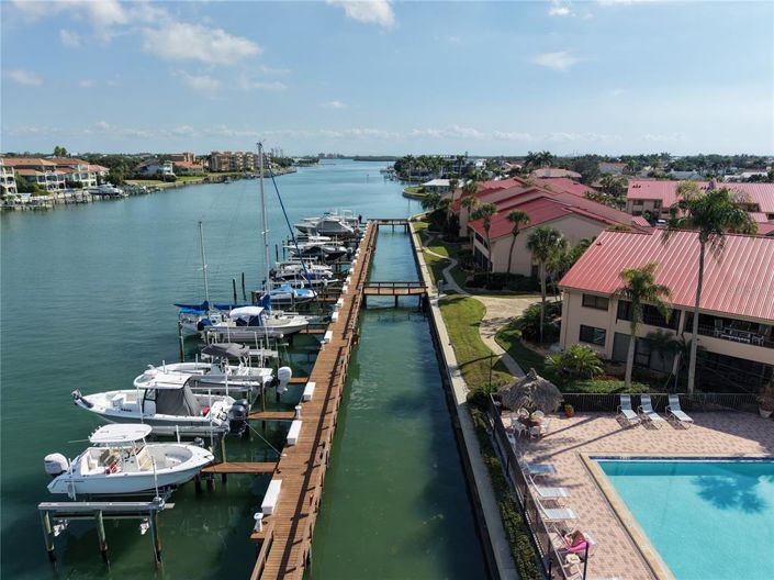 Image No.55-2 Bed Property for sale