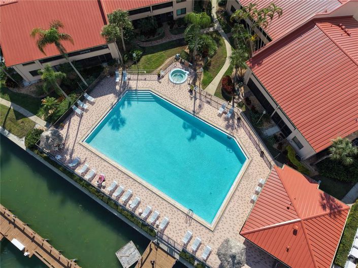 Image No.56-2 Bed Property for sale