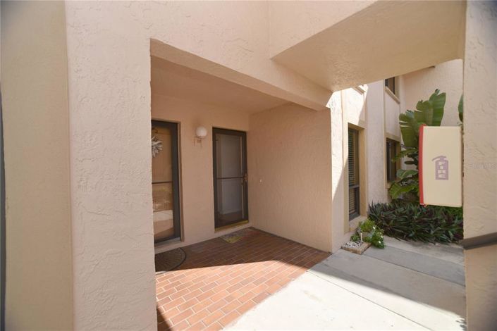 Image No.60-2 Bed Property for sale