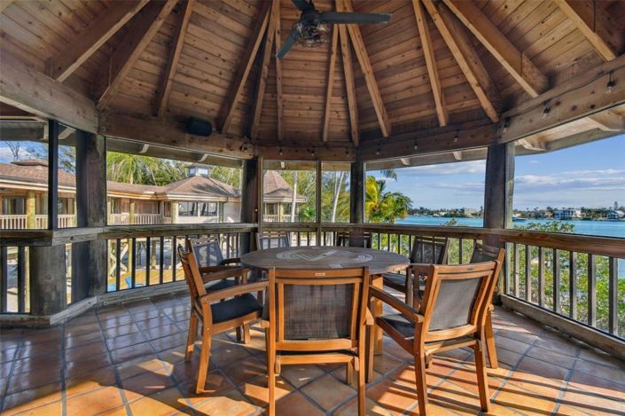 Image No.29-5 Bed Property for sale