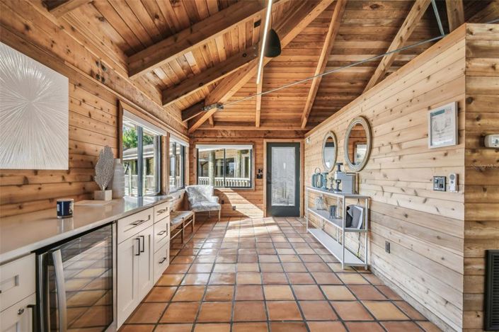 Image No.36-5 Bed Property for sale