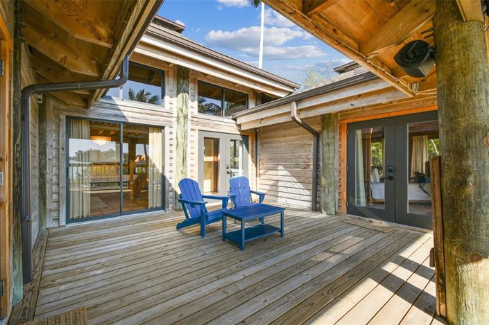 Image No.46-5 Bed Property for sale