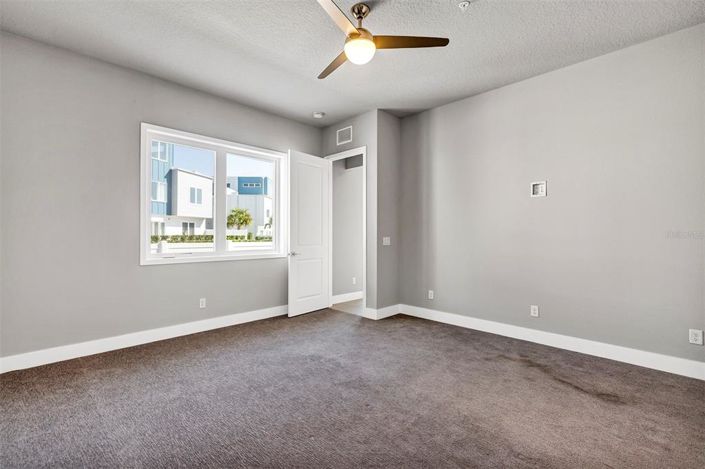 Image No.19-Propriété de 4 chambres à vendre à Reunion