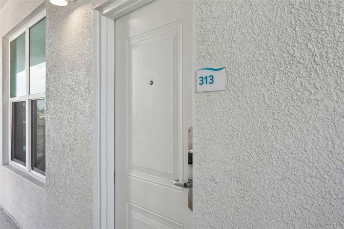 Image No.2-2 Bed Property for sale