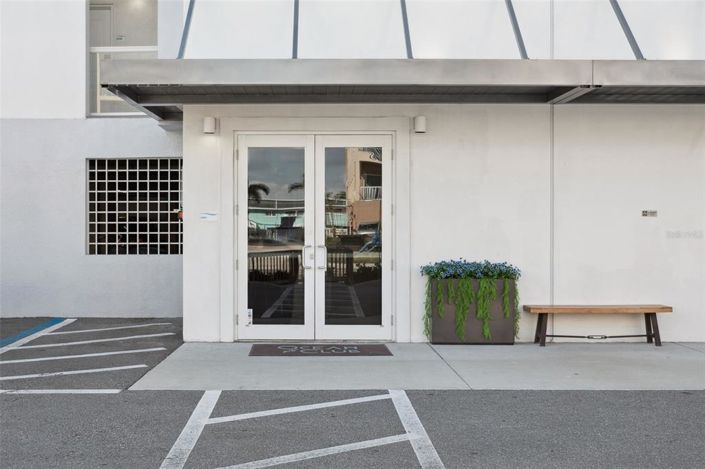 Image No.26-2 Bed Property for sale