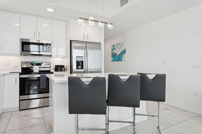 Image No.7-2 Bed Property for sale