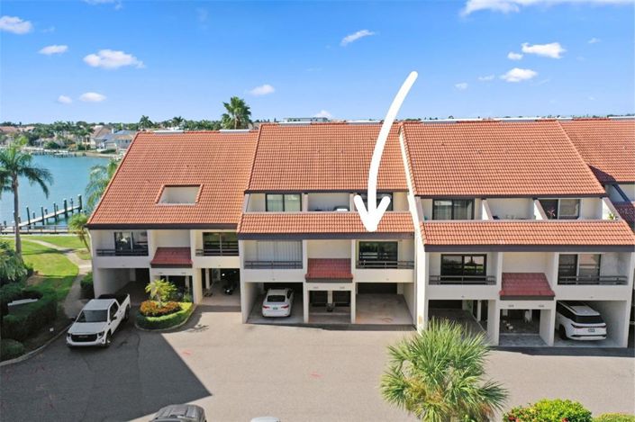 Image No.2-3 Bed Townhouse for sale