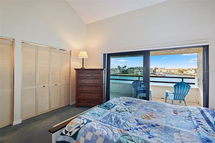 Image No.20-3 Bed Townhouse for sale