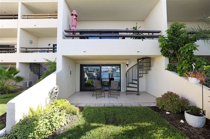 Image No.32-3 Bed Townhouse for sale