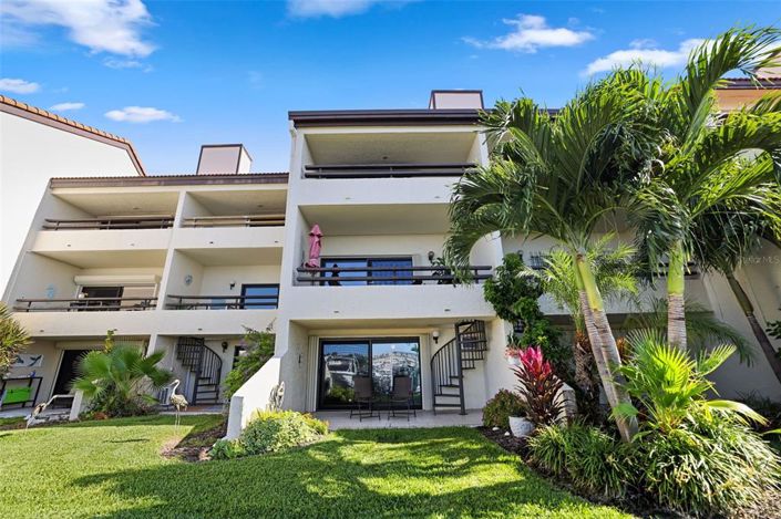 Image No.33-3 Bed Townhouse for sale