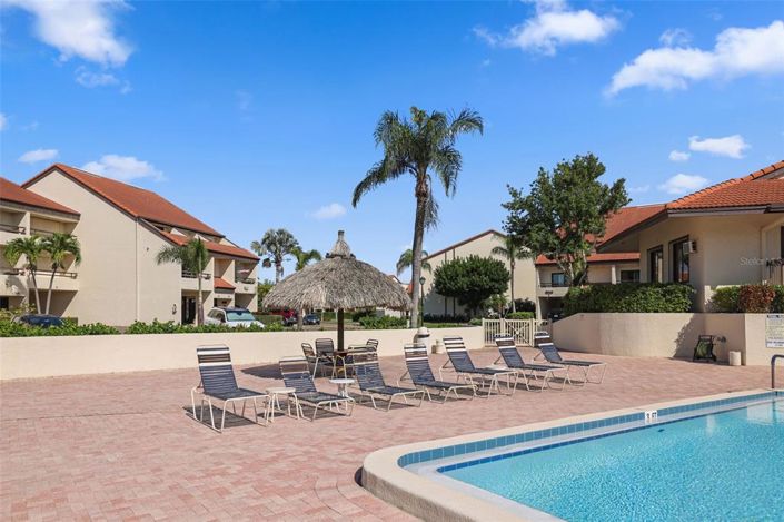 Image No.52-3 Bed Townhouse for sale