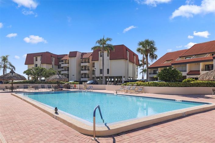 Image No.53-3 Bed Townhouse for sale