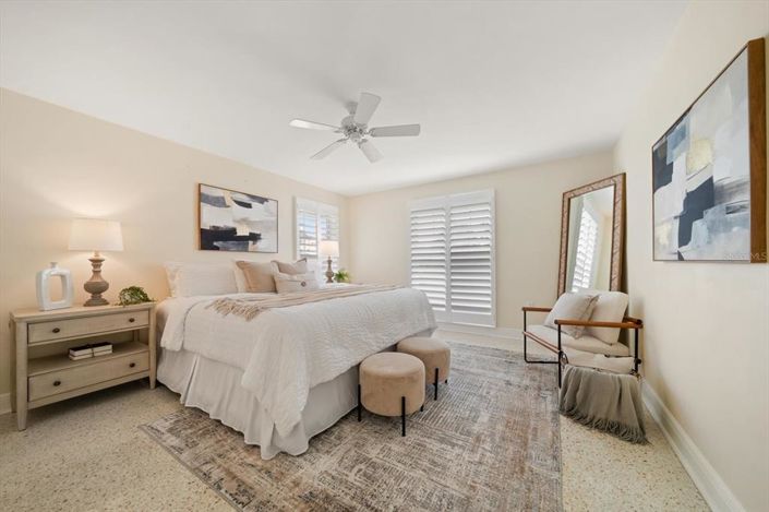 Image No.23-3 Bed Property for sale