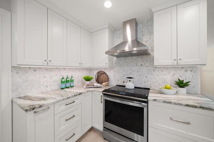 Image No.27-3 Bed Property for sale