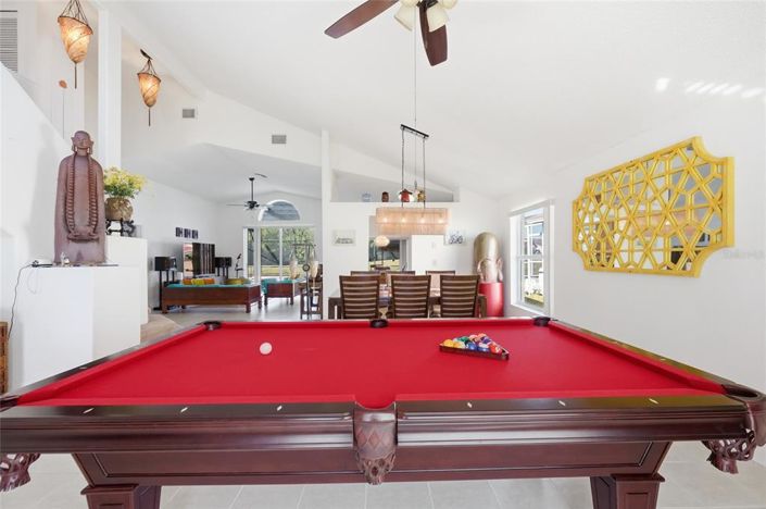 Image No.15-4 Bed Property for sale