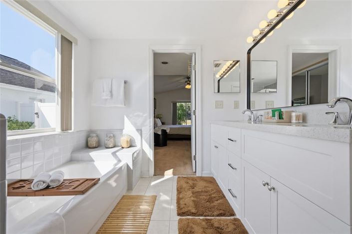 Image No.32-4 Bed Property for sale