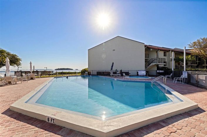 Image No.30-Propriété de 2 chambres à vendre à Floride