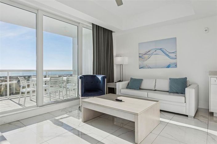 Image No.11-2 Bed Property for sale