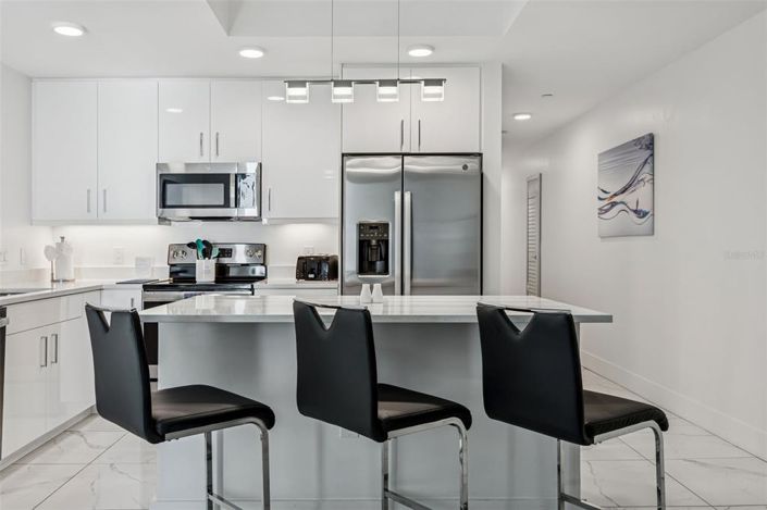 Image No.13-2 Bed Property for sale