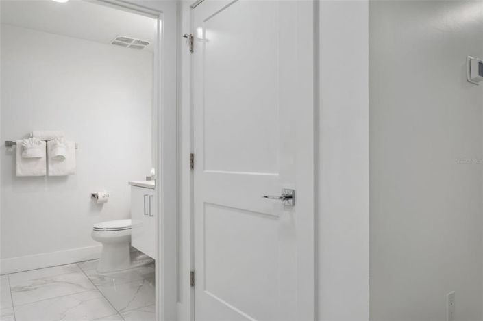 Image No.27-2 Bed Property for sale