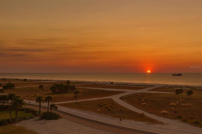 Image No.5-2 Bed Property for sale