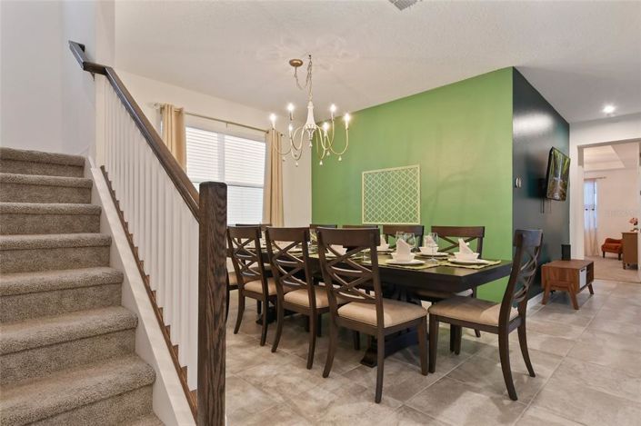 Image No.15-7 Bed Property for sale