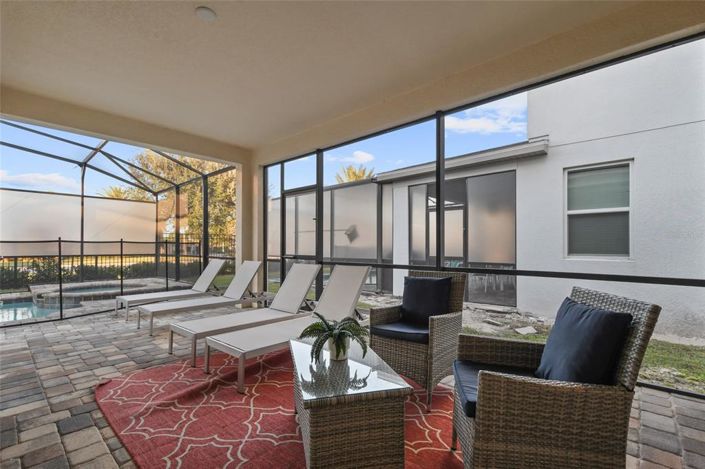 Image No.2-7 Bed Property for sale