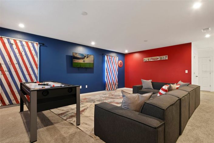 Image No.31-7 Bed Property for sale