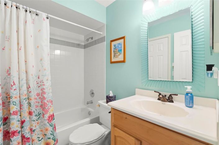 Image No.14-3 Bed Townhouse for sale