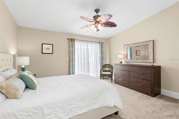 Image No.18-3 Bed Townhouse for sale