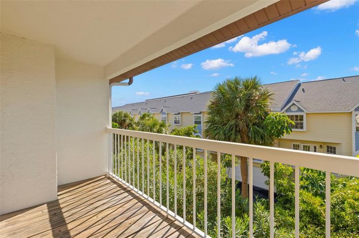 Image No.19-3 Bed Townhouse for sale