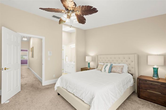 Image No.20-3 Bed Townhouse for sale