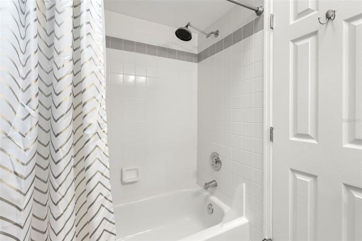 Image No.26-3 Bed Townhouse for sale