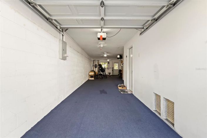 Image No.28-3 Bed Townhouse for sale