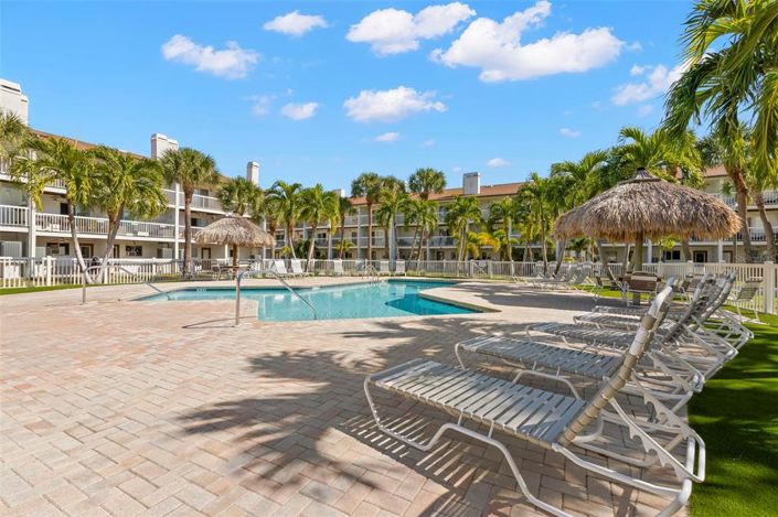 Image No.33-3 Bed Townhouse for sale