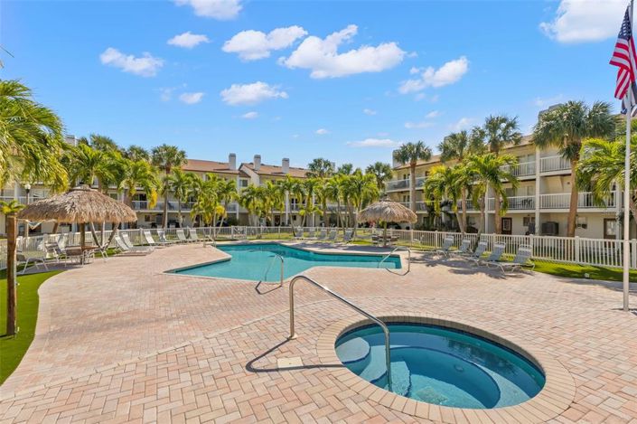 Image No.35-3 Bed Townhouse for sale