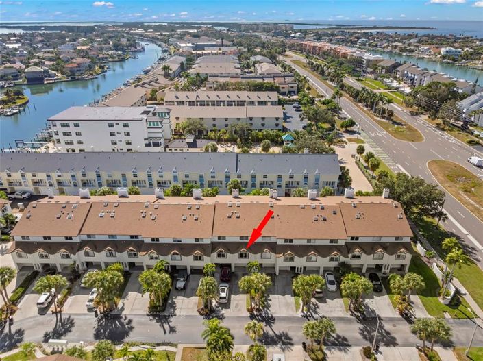 Image No.36-3 Bed Townhouse for sale