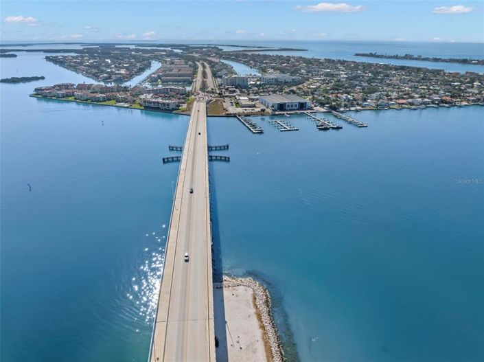 Image No.42-3 Bed Townhouse for sale