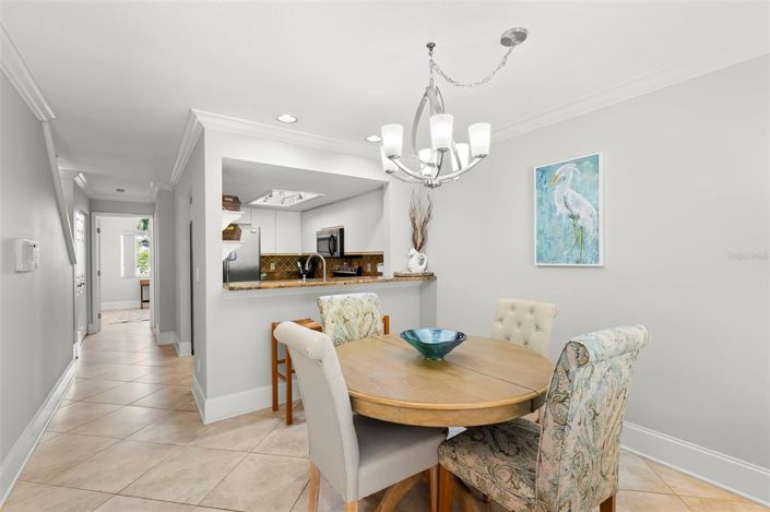 Image No.8-3 Bed Townhouse for sale