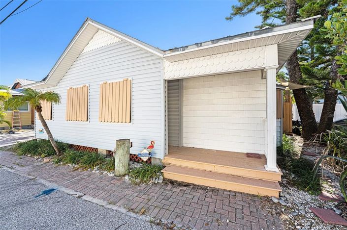 Image No.3-3 Bed Property for sale