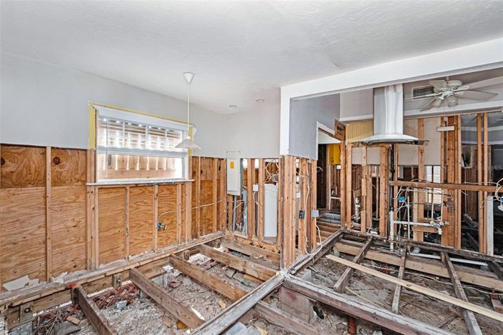 Image No.9-3 Bed Property for sale