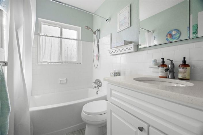 Image No.15-3 Bed Property for sale