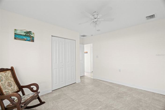 Image No.17-3 Bed Property for sale