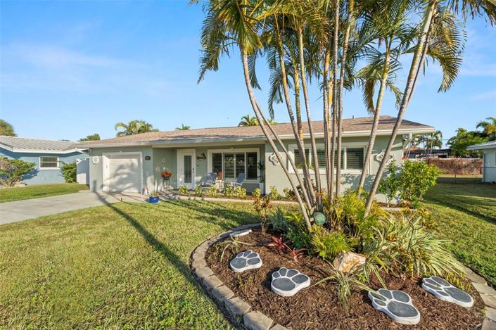 Image No.31-3 Bed Property for sale