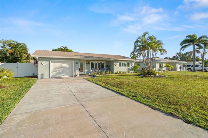 Image No.32-3 Bed Property for sale