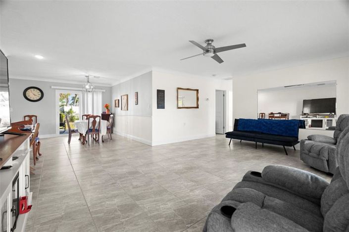 Image No.6-3 Bed Property for sale