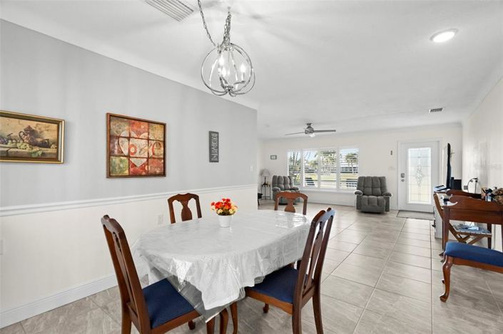 Image No.8-3 Bed Property for sale