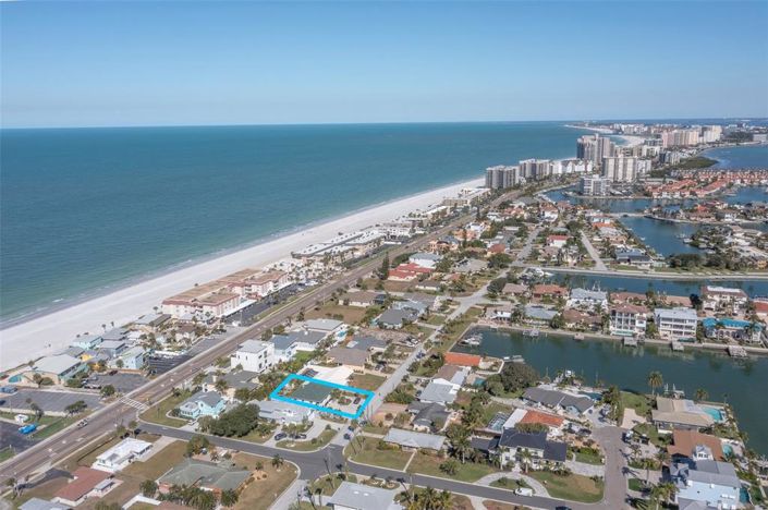 Image No.1-3 Bed Property for sale